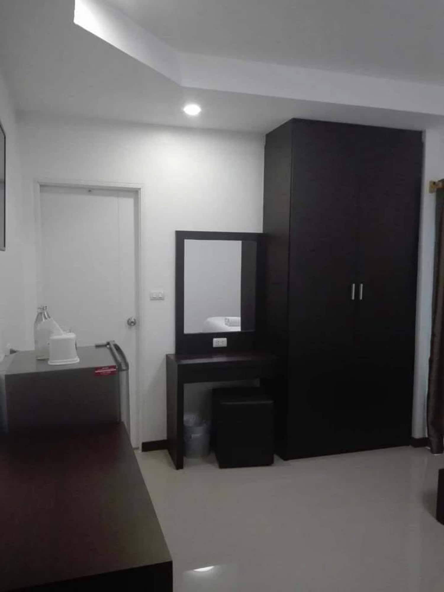 Ud House Aparthotel Udon Thani Eksteriør bilde